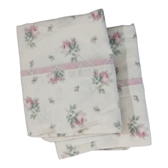 Laura Ashley Other - Laura Ashley Roses Rosemoor Standard Pillow Cases Pair